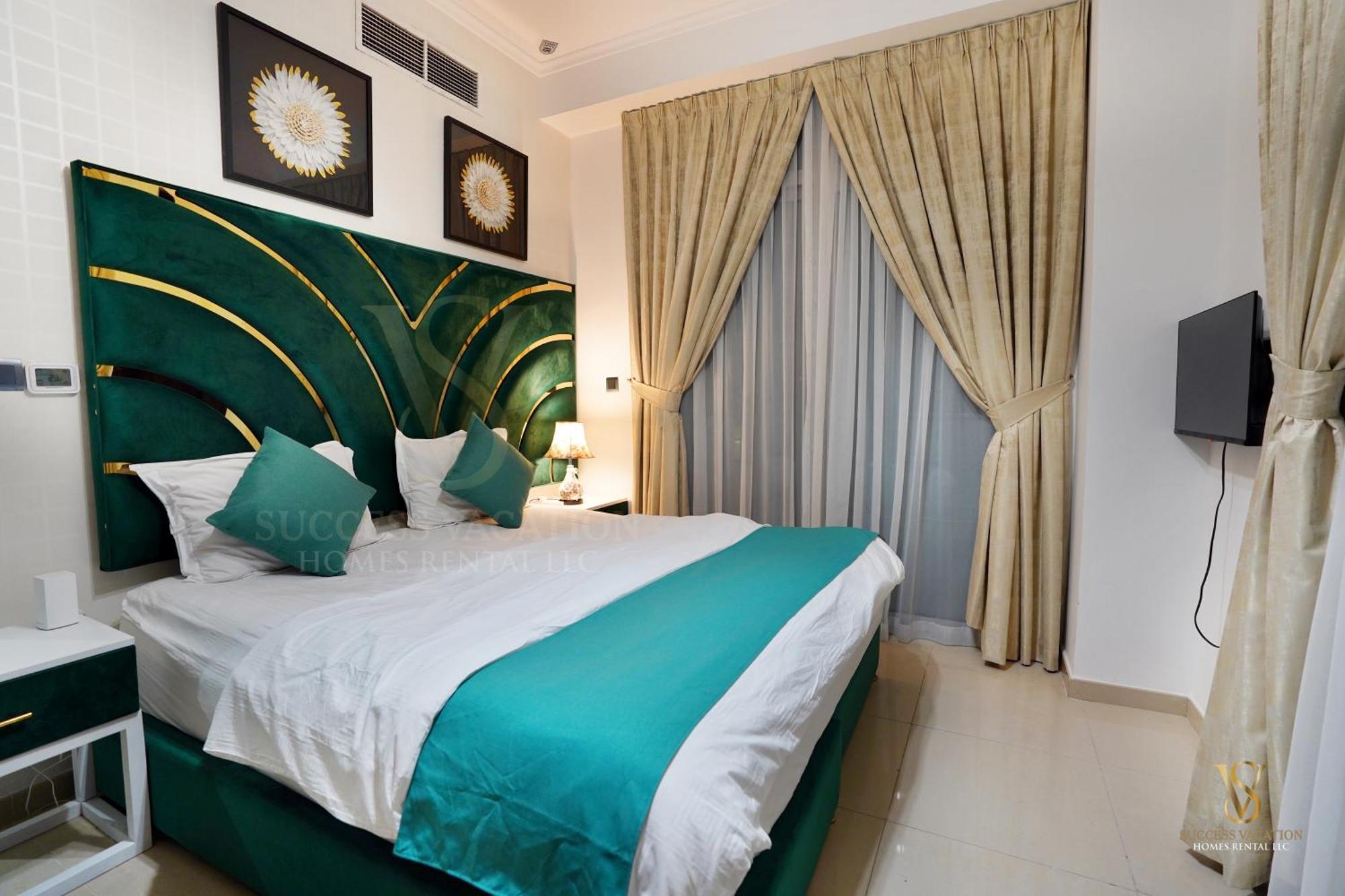Success Luxury Apartment - 5 Min Away Marina Corniche - Free Housekeeping Provided Everyday-24-7 Staff Available For Services Dubai Eksteriør bilde