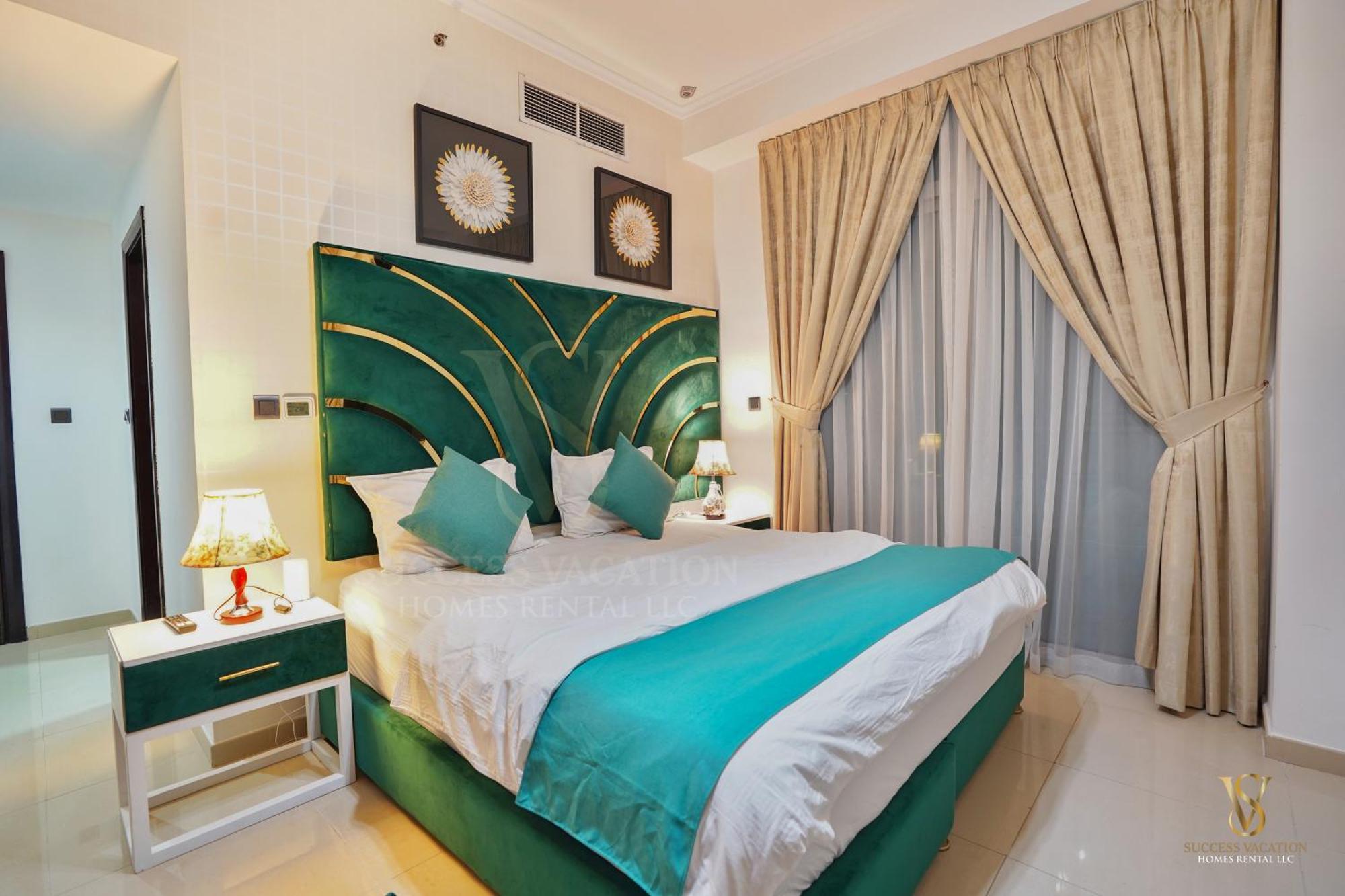 Success Luxury Apartment - 5 Min Away Marina Corniche - Free Housekeeping Provided Everyday-24-7 Staff Available For Services Dubai Eksteriør bilde