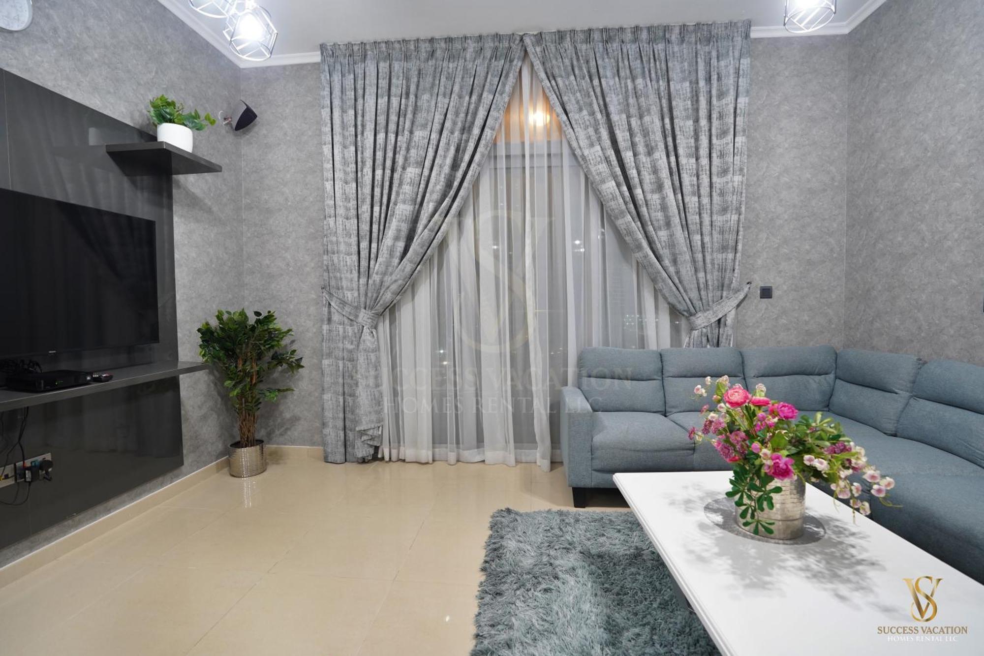 Success Luxury Apartment - 5 Min Away Marina Corniche - Free Housekeeping Provided Everyday-24-7 Staff Available For Services Dubai Eksteriør bilde