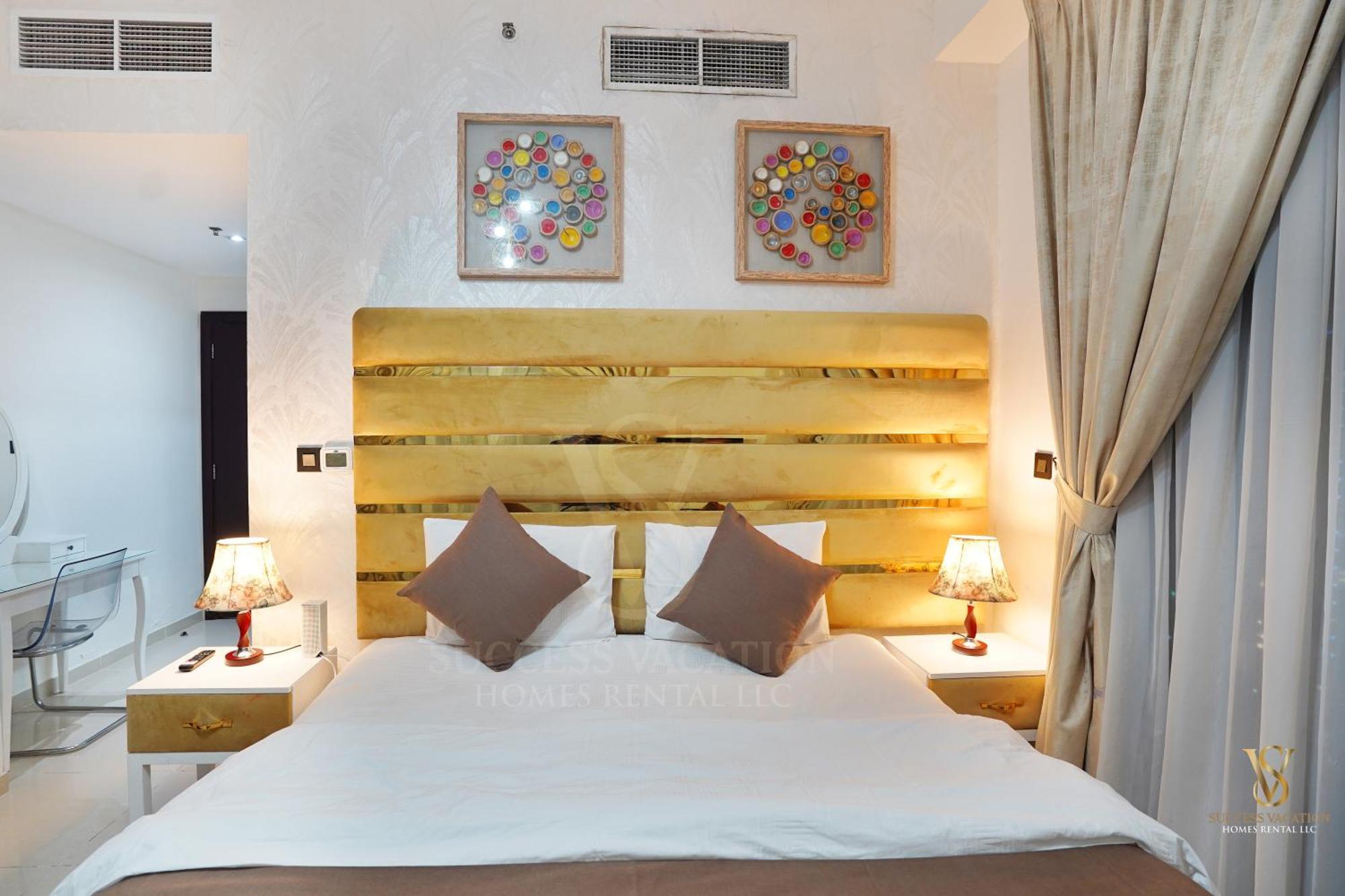 Success Luxury Apartment - 5 Min Away Marina Corniche - Free Housekeeping Provided Everyday-24-7 Staff Available For Services Dubai Eksteriør bilde