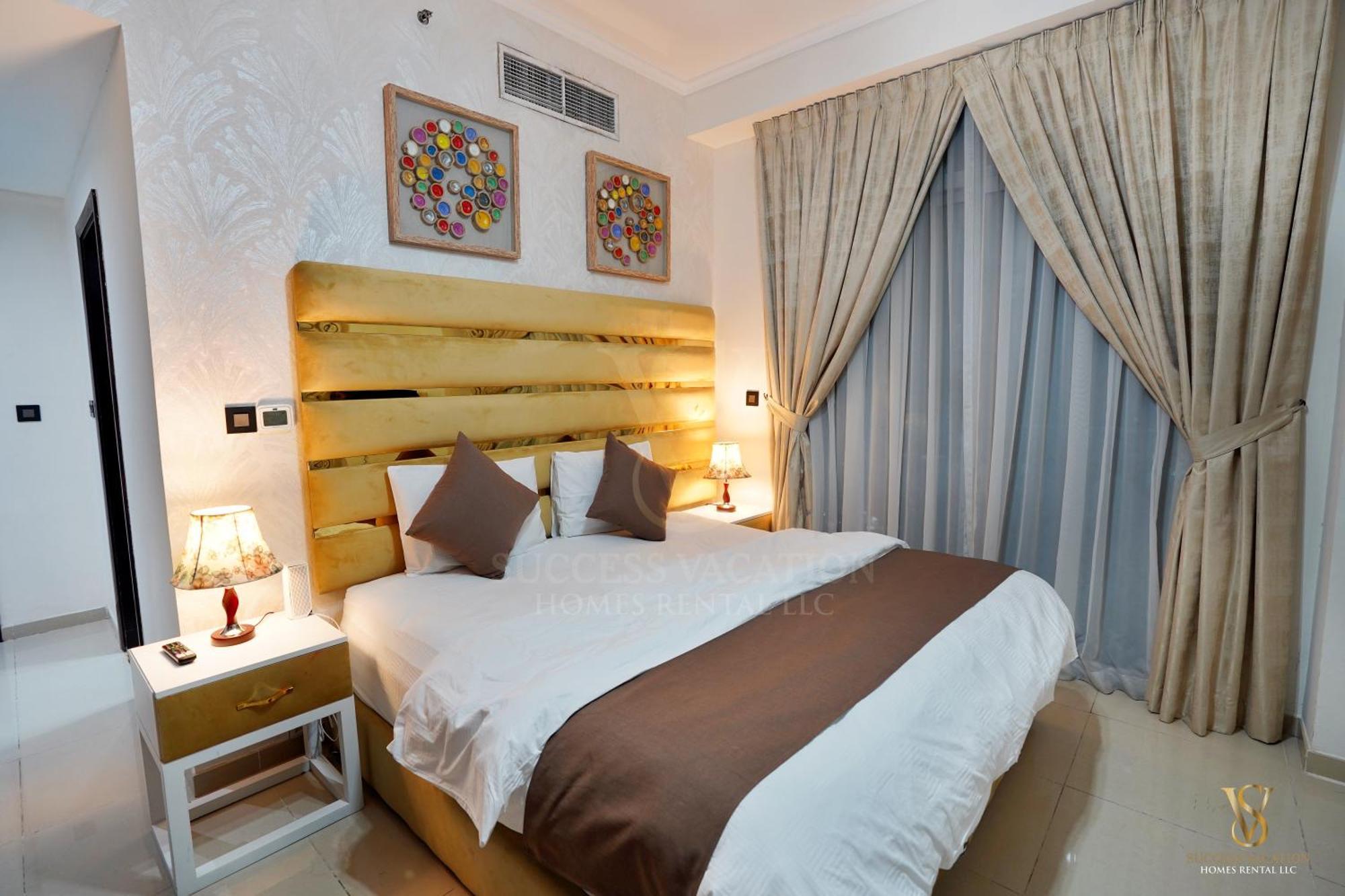 Success Luxury Apartment - 5 Min Away Marina Corniche - Free Housekeeping Provided Everyday-24-7 Staff Available For Services Dubai Eksteriør bilde
